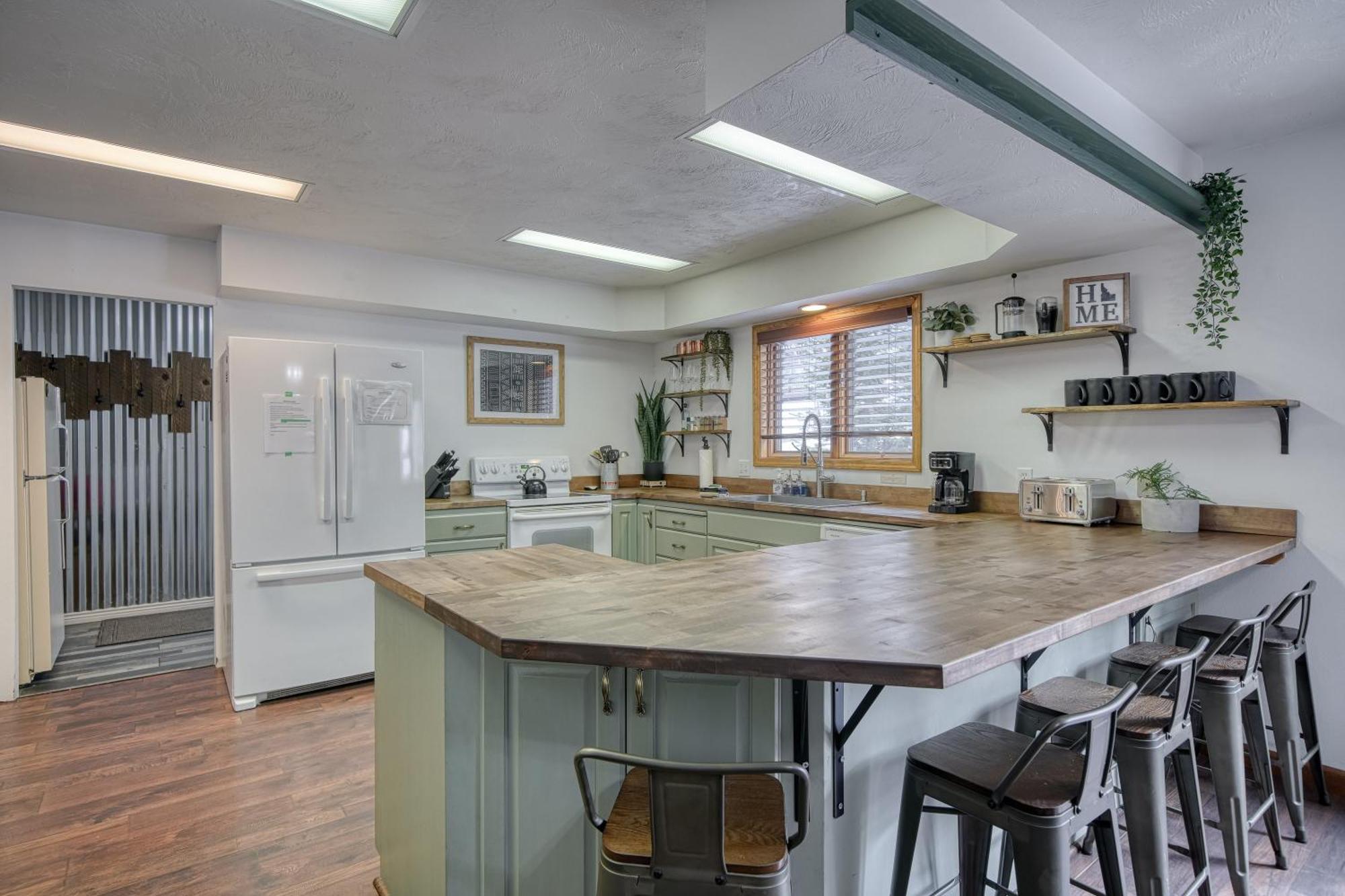 Wapiti View 6-Bedroom Cabin 28Mins To Yellowstone Island Park Eksteriør billede